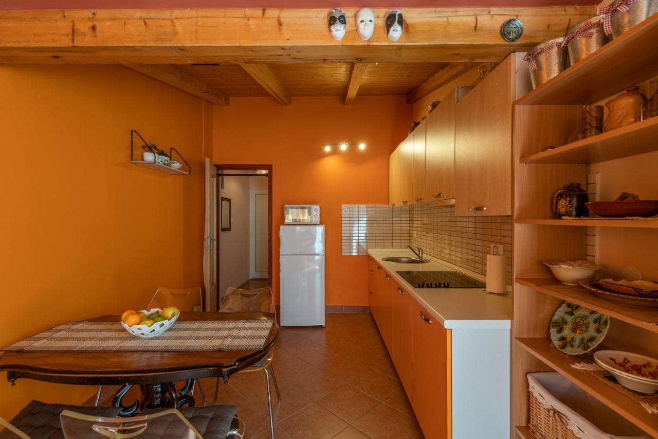 Apartment Orange 29 Rovinj Buitenkant foto